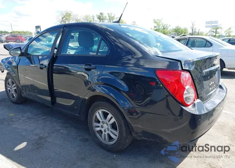 2012 Chevrolet Sonic 2Ls из США, поврежденный, VIN 1G1JA5SH8C4185647